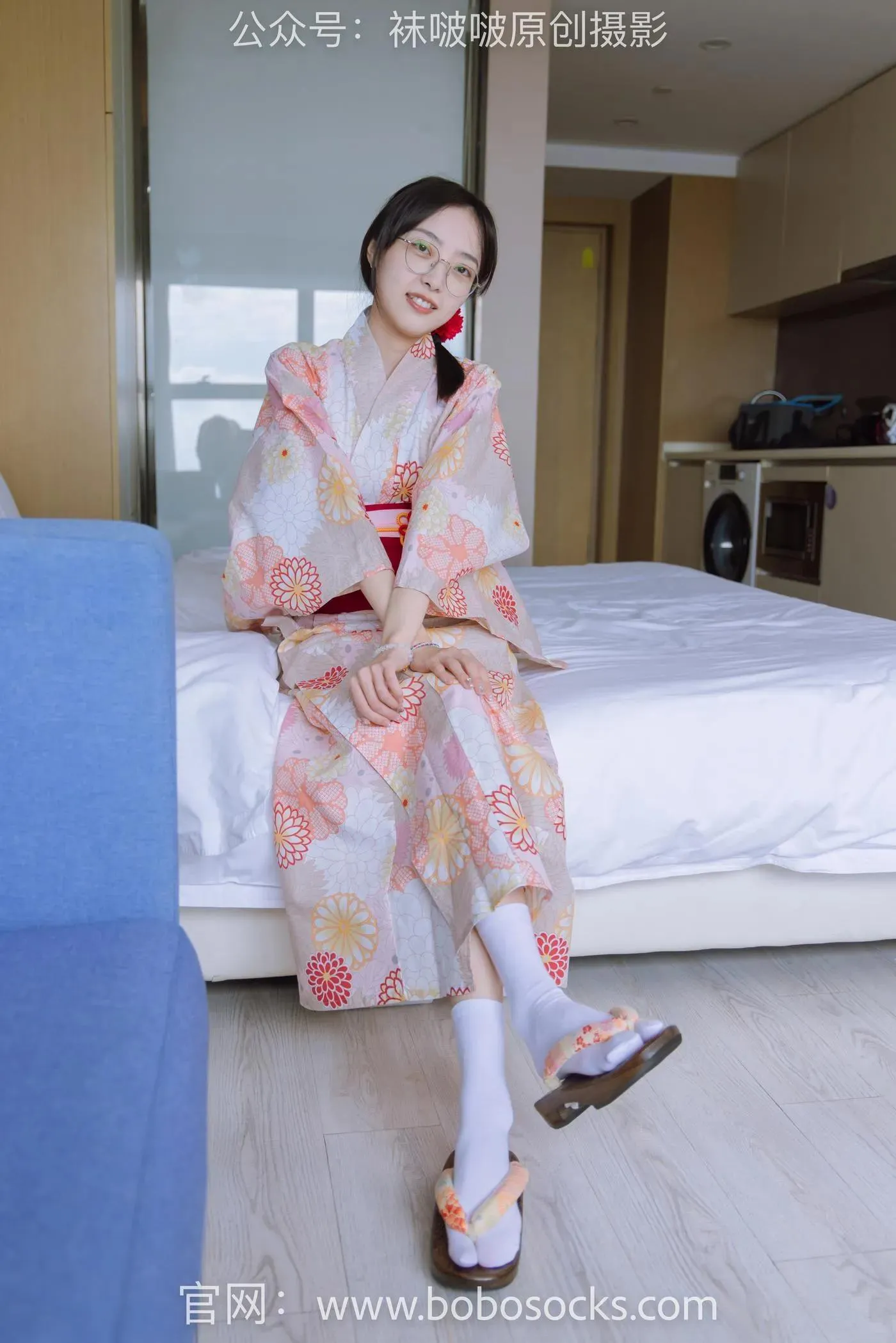 [BoBoSocks袜啵啵]NO.137 稚予-木屐、分指白棉袜、裸足、和风浴衣 [170P]插图8